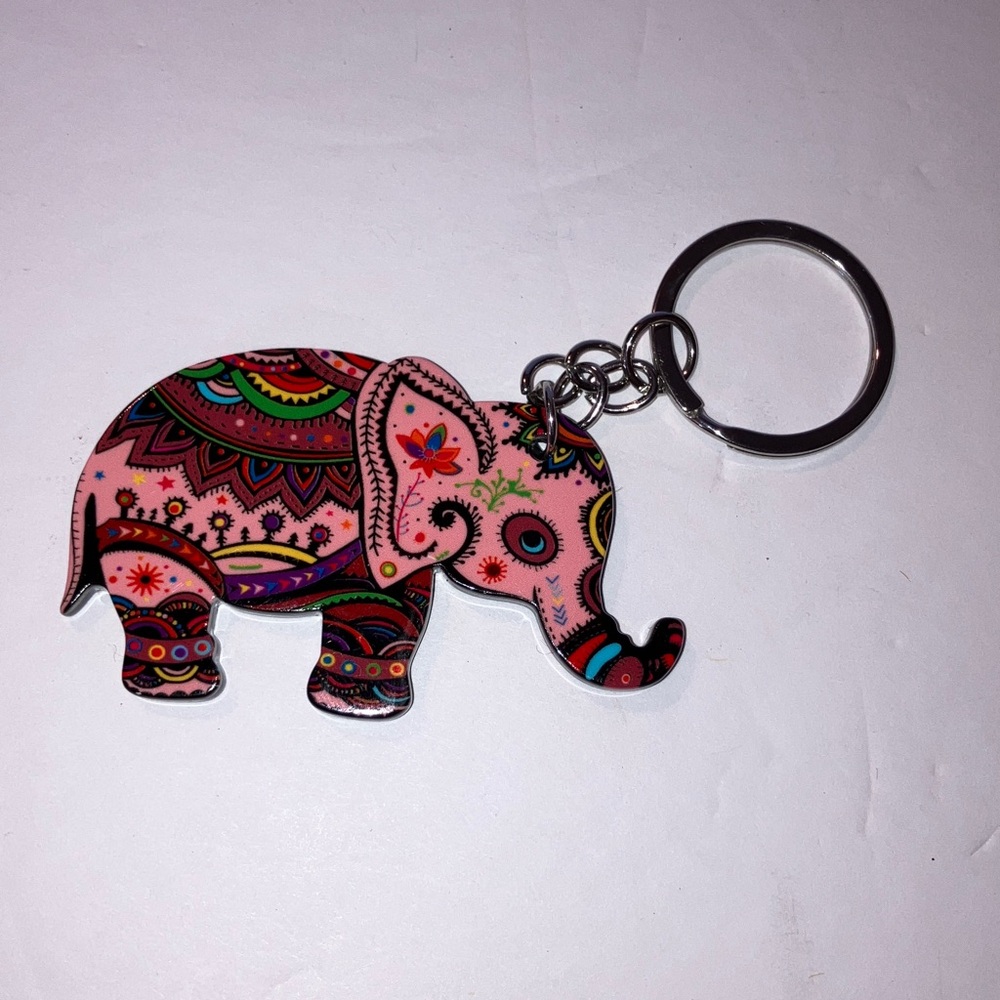 Colorful Elephant Keychain‎ NWOT 3”